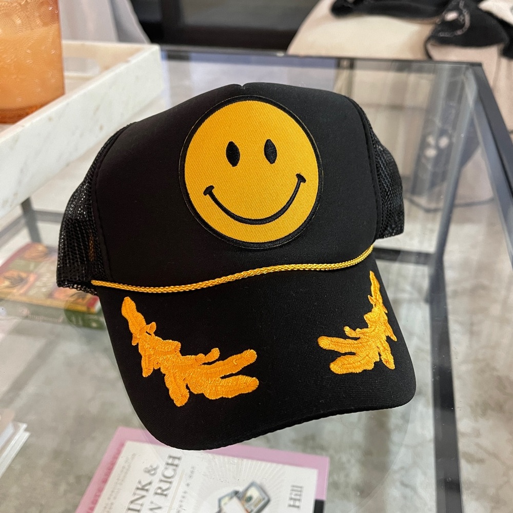 ASCOT + HART Captain Smiley Trucker Hat Snapback